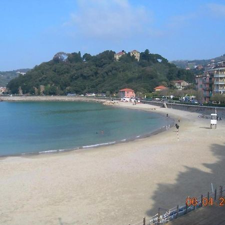 Affittacamere "In Piazzetta Da Vasco" Lerici Eksteriør bilde