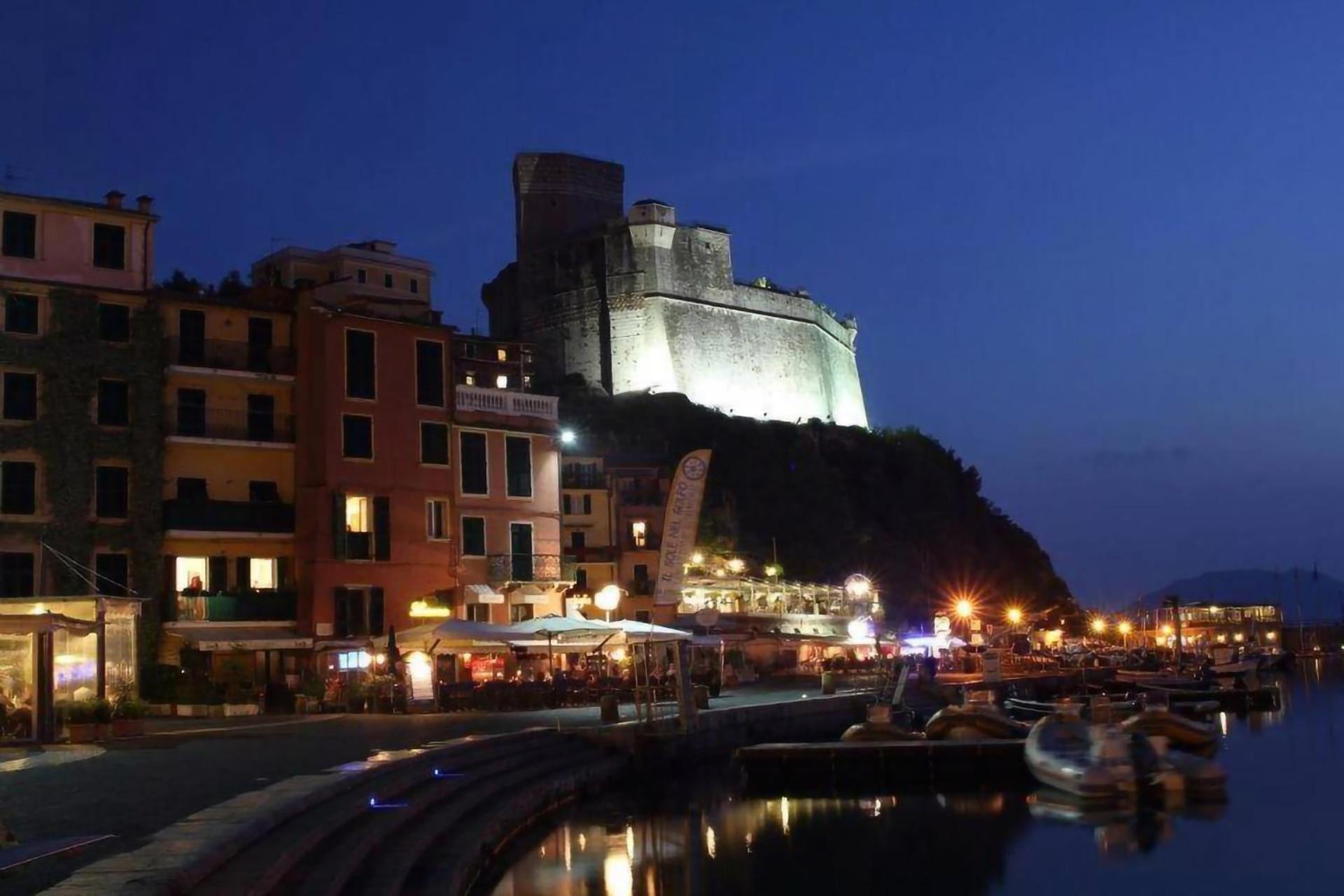 Affittacamere "In Piazzetta Da Vasco" Lerici Eksteriør bilde