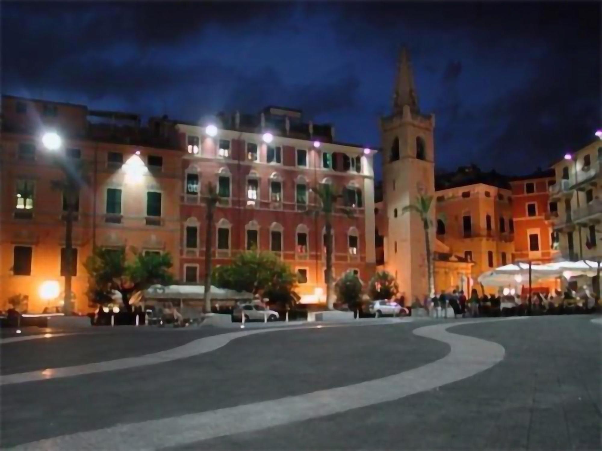 Affittacamere "In Piazzetta Da Vasco" Lerici Eksteriør bilde